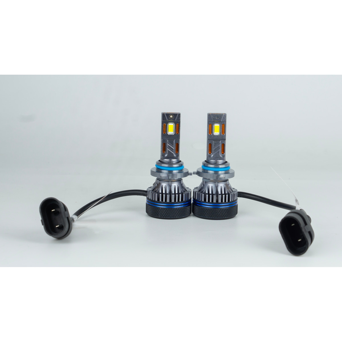 Автомобільні led лампи HB4 9006 FE-09 60W 6000K з активним охолодженням, комплект 2 шт.